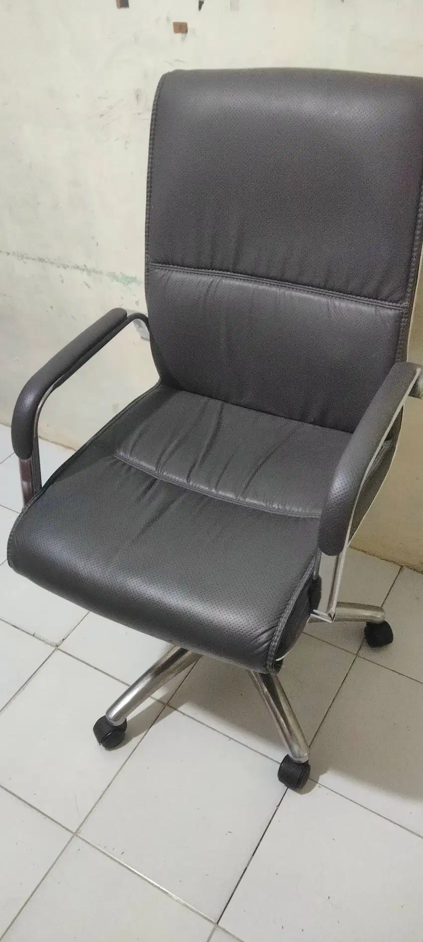 Kursi kantor manager