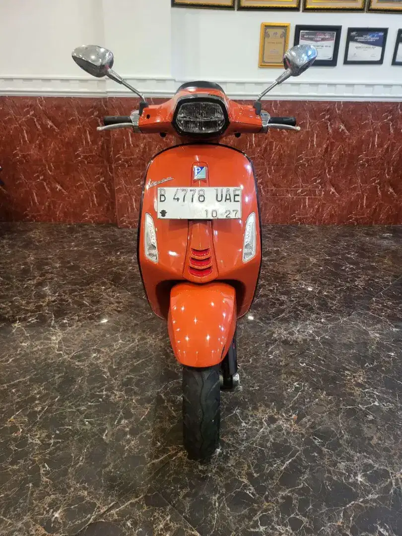 DP 4 JT VESPA SPRINT 150 ABS 2022 MOTOR GRES KAYA BARU