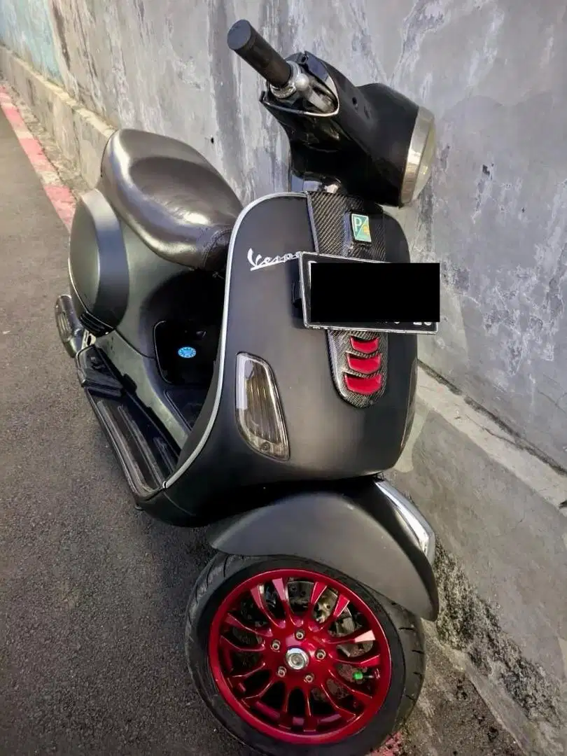 Piaggio LX 2013