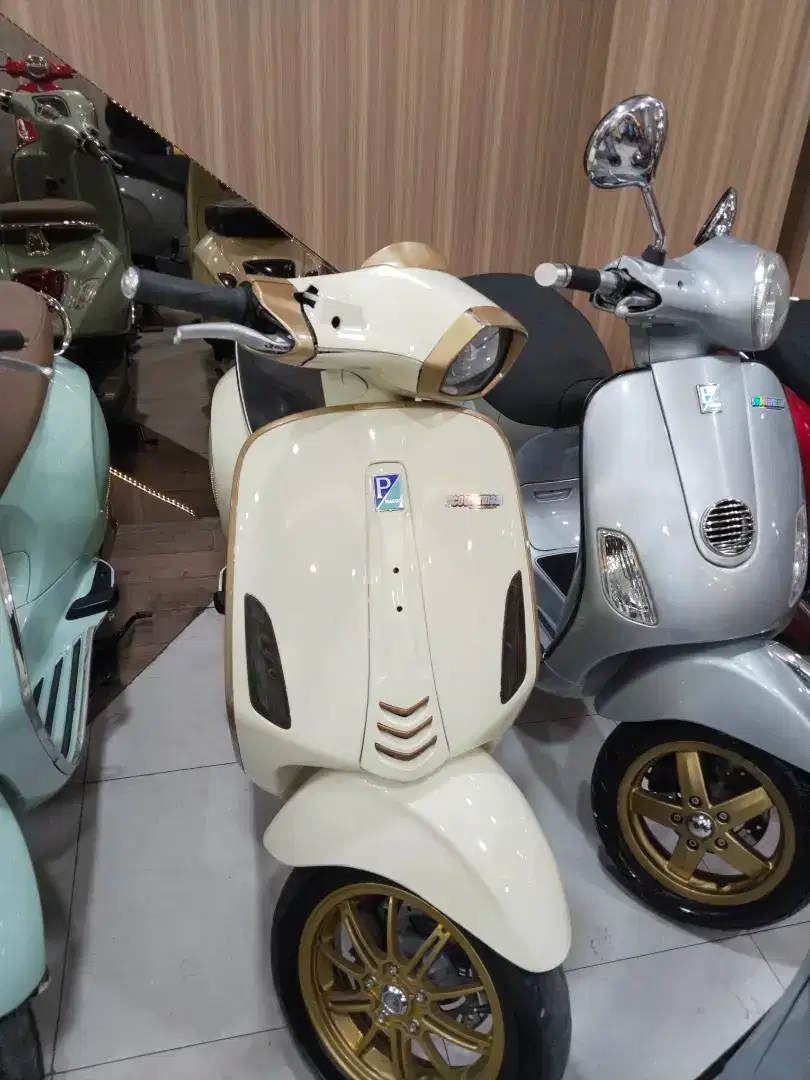 PIAGGIO VESPA SPRINT IGET ABS 150 2018 PERFECT CONDITION