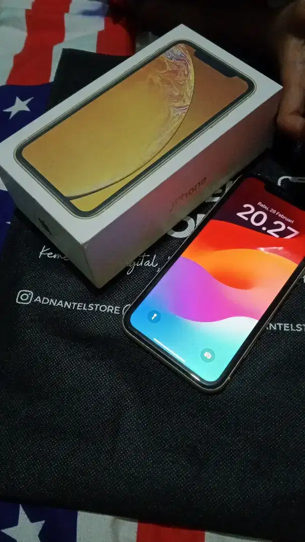 Jual cepat iPhone XR 64gb bh 81% all operator inter, lengkap