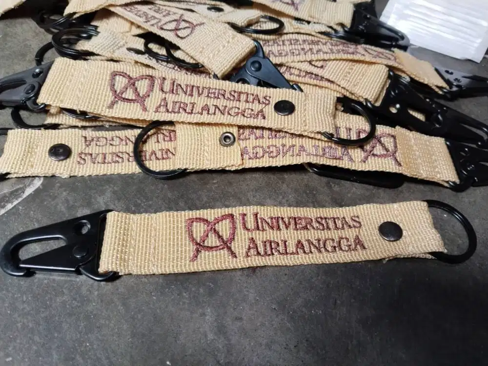 Souvenir Gantungan Kunci Akrilik Karet Besi Tali Lanyard Grafir Print