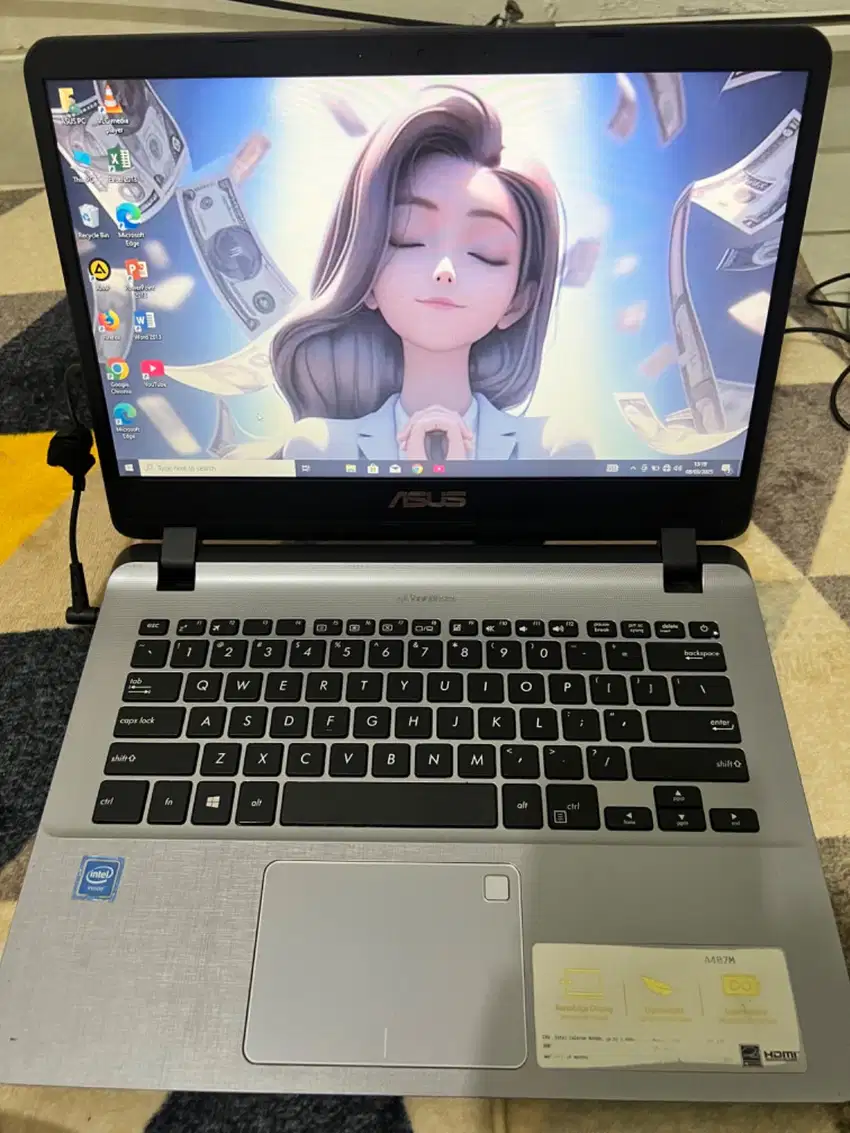 Laptop Asus A407M