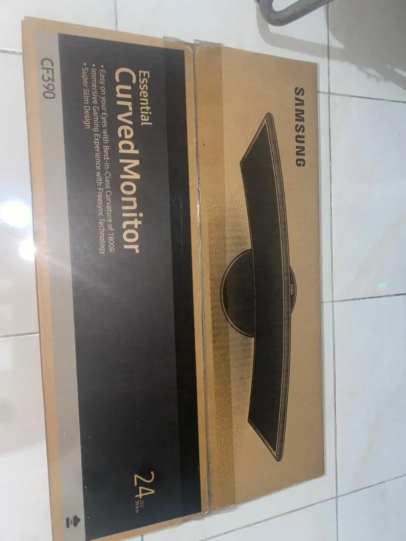 Monitor Samsung Curve 24 CF390