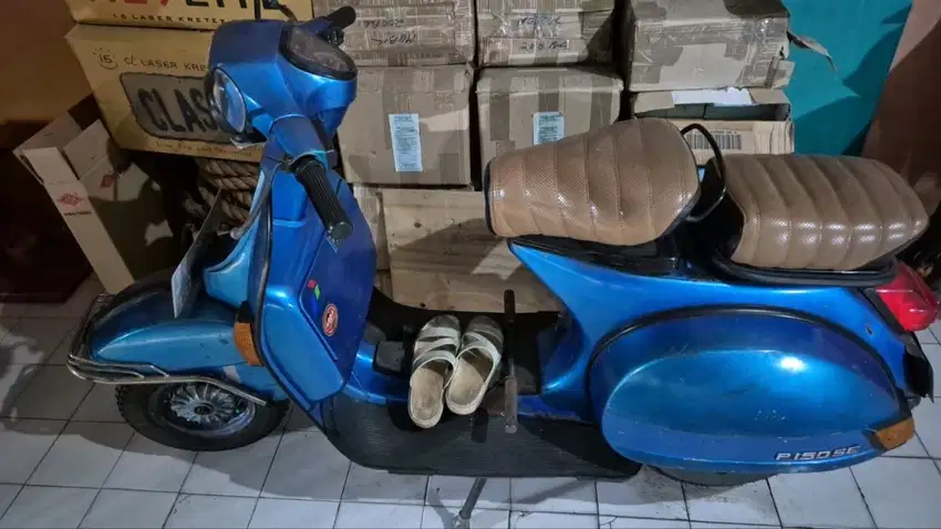 Vespa P 150 S Strada 1989 Biru Tua Kondisi Bagus