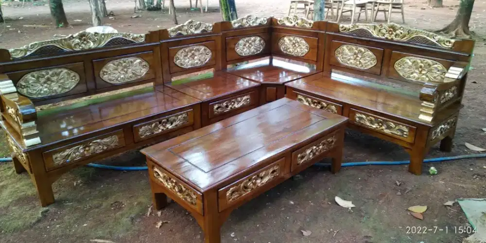 Kursi minimalis sudut tumpuk