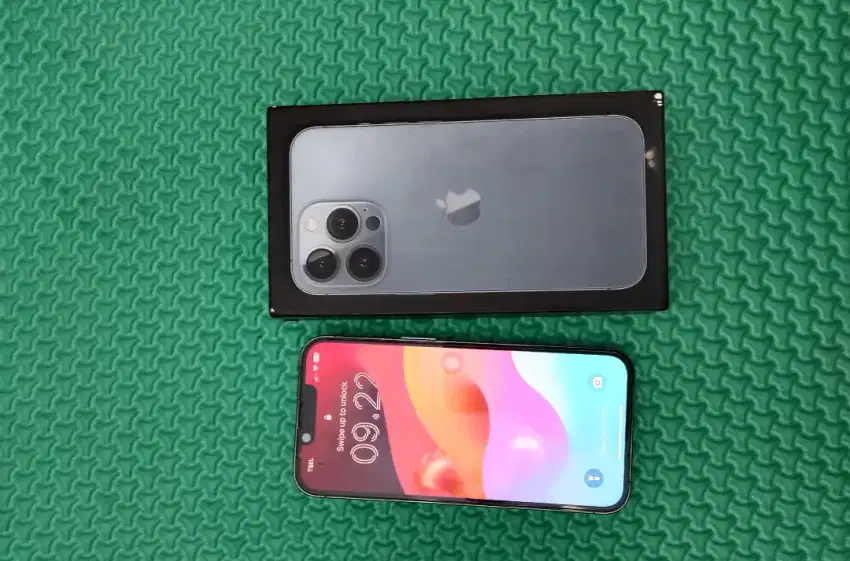 iPhone 13 pro 256 inter.