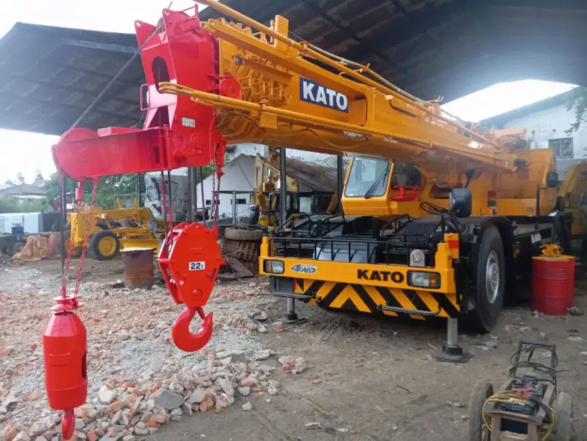 Dijual unit Mobile Crane Kato SL600II KR50H-LII Rafter Harga DP