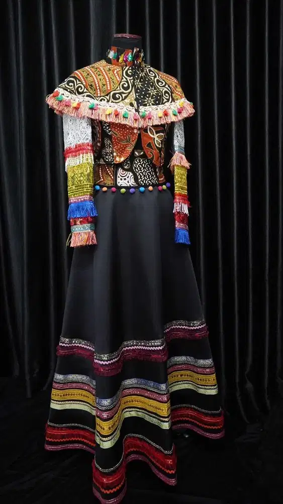 Peru dress, dress brukat, dress batik, costume, spanyol dress, spanyol