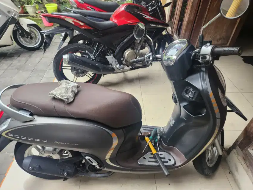 Beat keyless coklat 2021 gbm.