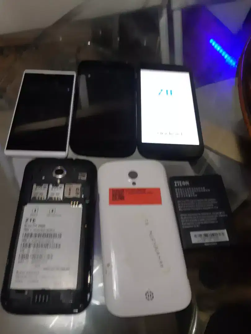 Hp Bekas ZTE V9820,BEKAS KANTOR GO-JEK