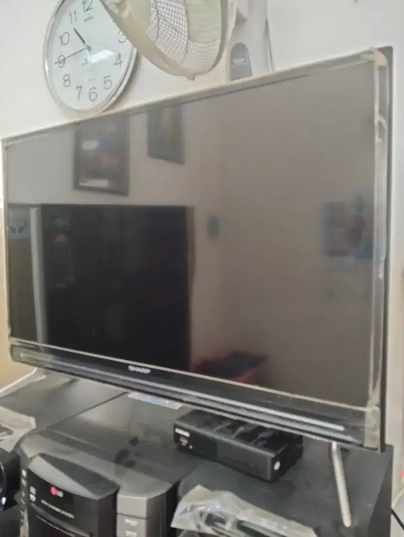 Digital LED TV Sharp Aquos 32