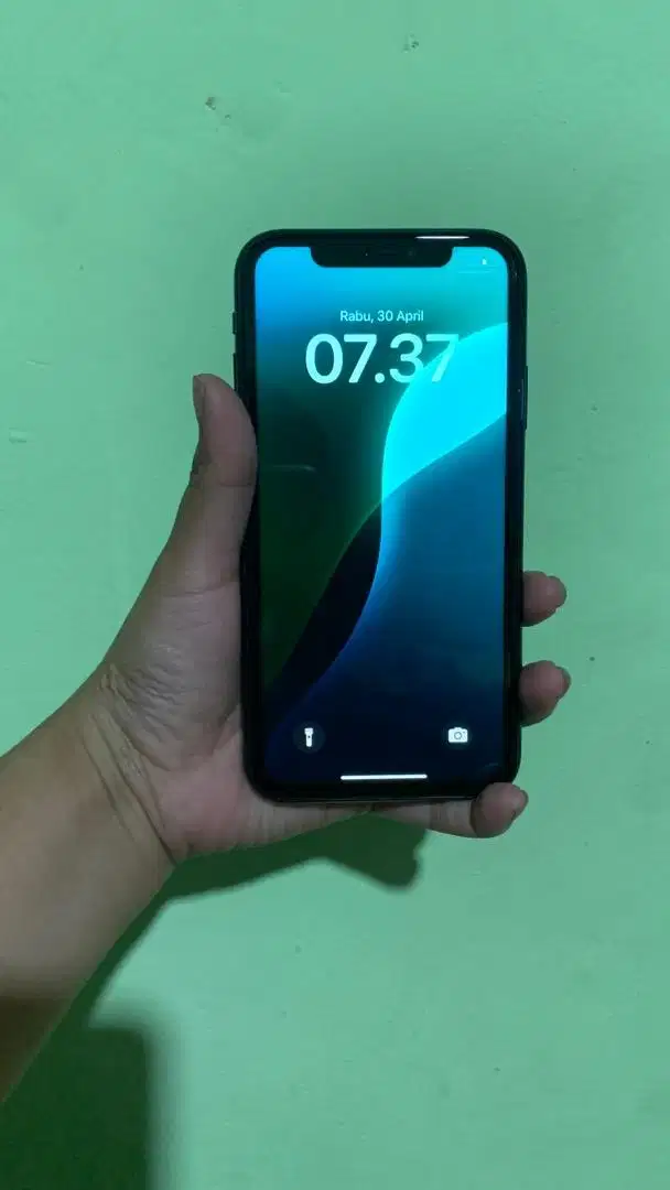 iphone xr 64 ibox