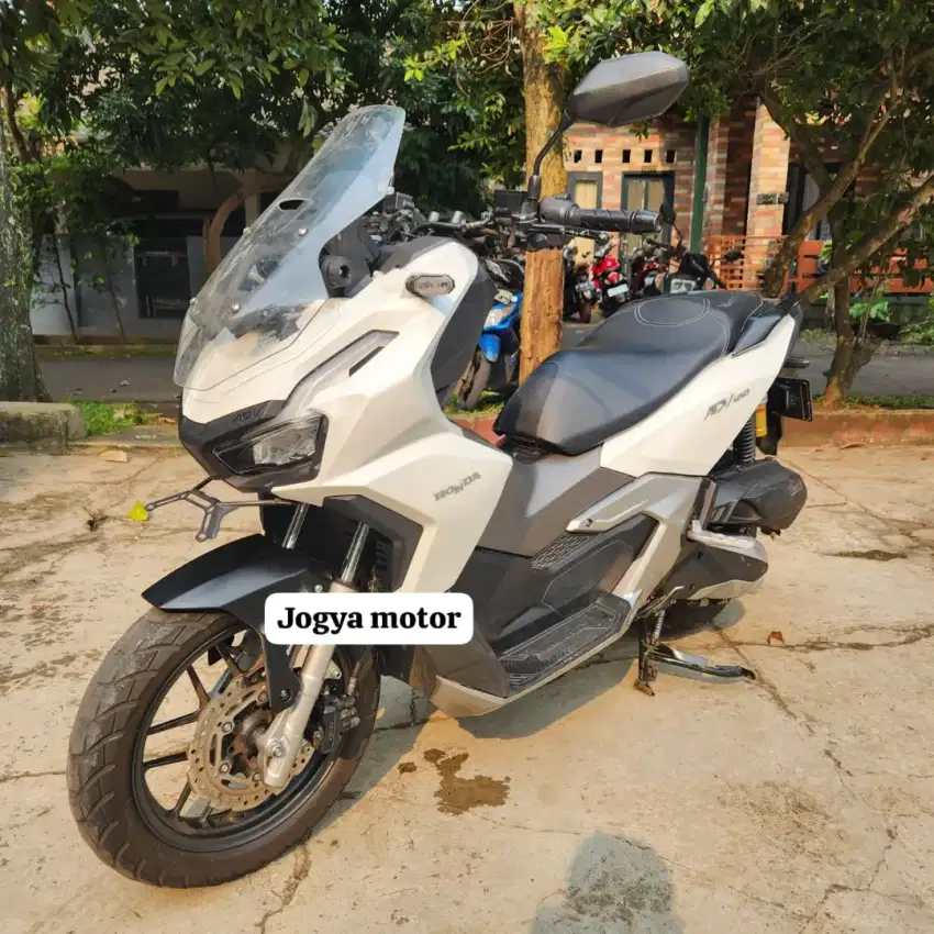 Honda ADV 160cc CBS tahun 2023