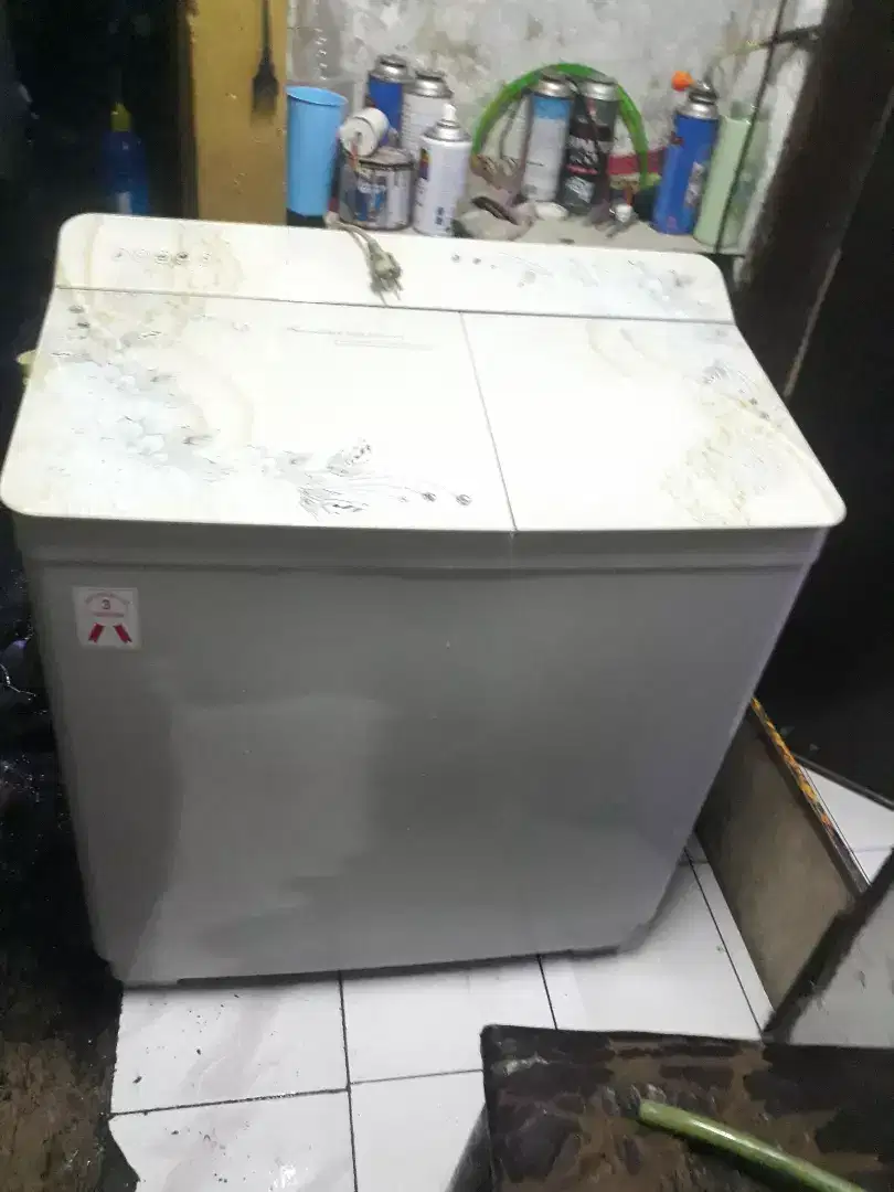Jual mesin cuci merk daimitsu Kpsitas 9kg fungsi normal