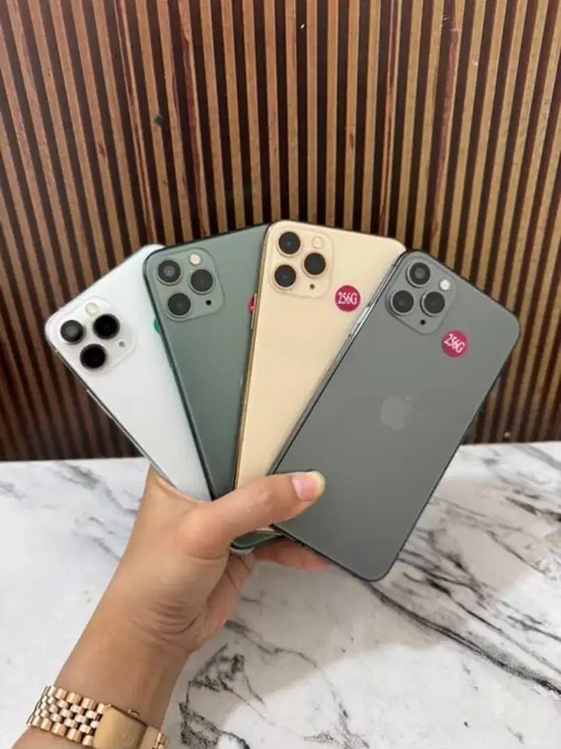 iPhone 11 Pro 64 & 256 GB inter all operator