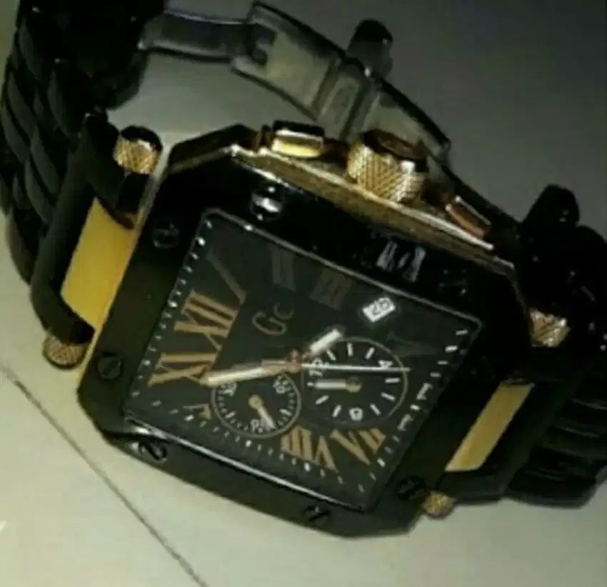 Guess collection