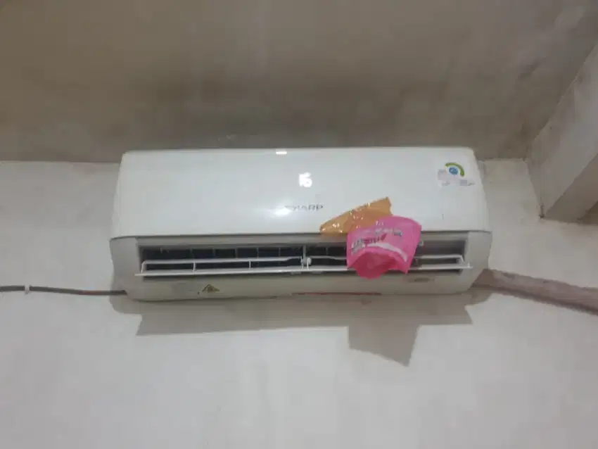 BU jual cepat AC Sharp