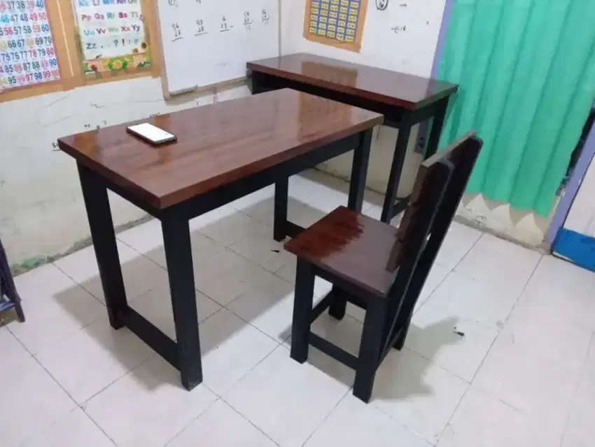 Meja kursi belajar komputer, meja laptop kantor, meja kerja