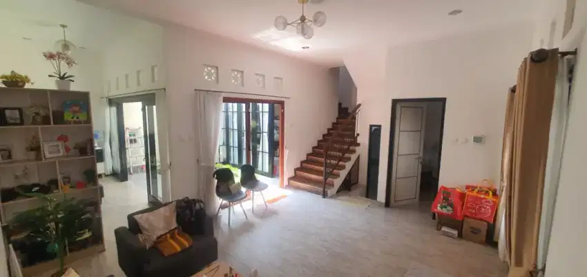 Murah dijual rumah siap pakai beranda bali mijen bsb city