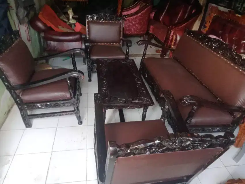 Kursi tamu jati tua