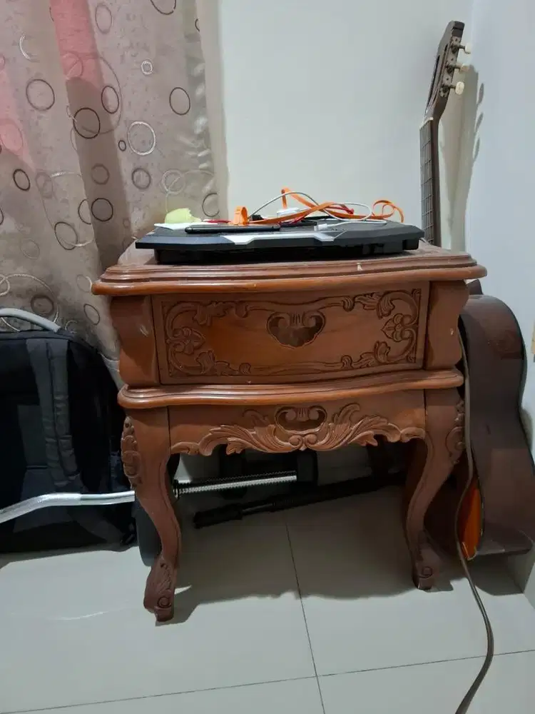(NEGO) 2 Nakas meja untuk pinggiran kasur dari kayu jati