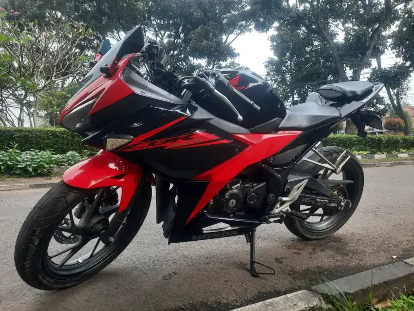 Honda CBR 150R 2017 SIMPANAN