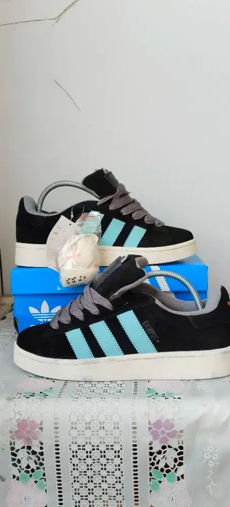 Adidas originals campus size 41