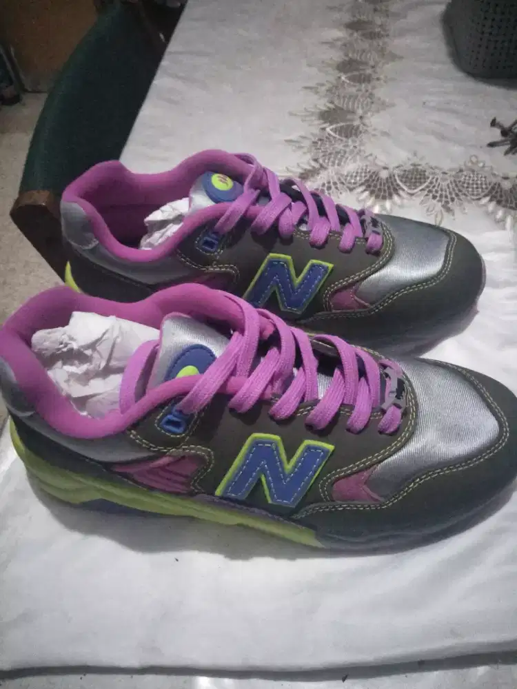 Sepatu new balance 580