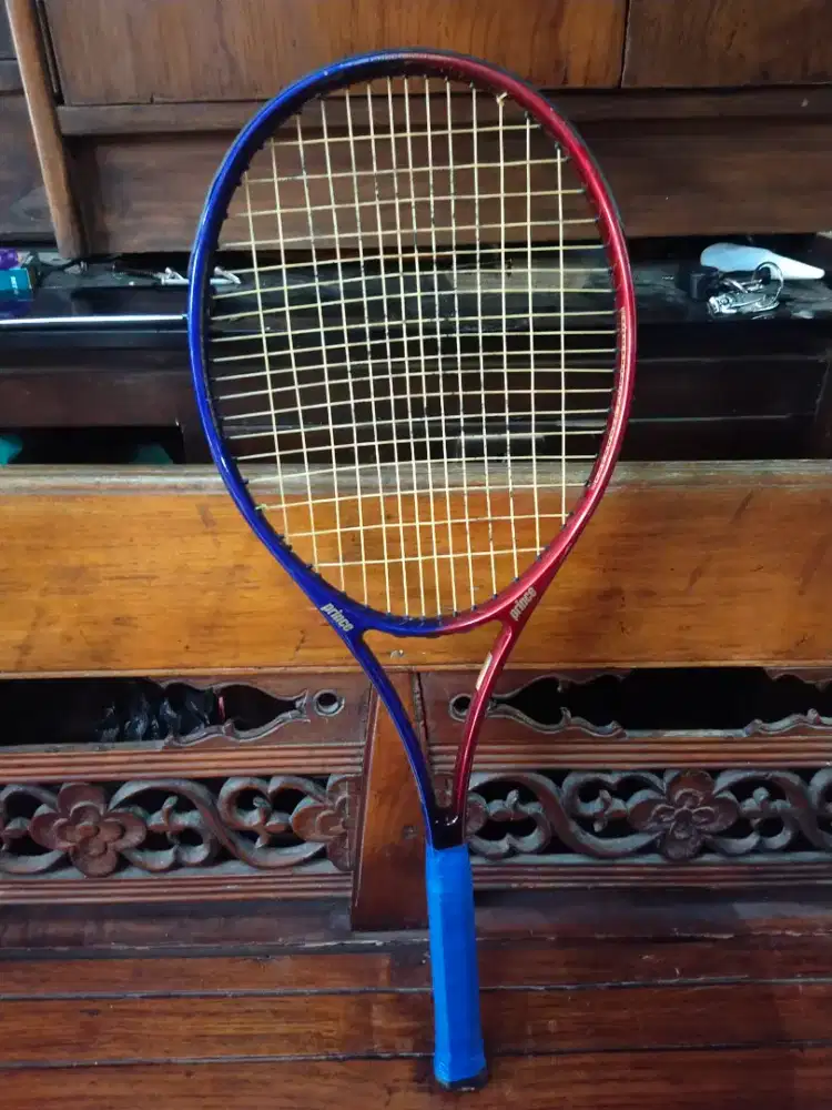 Raket tenis merk princess