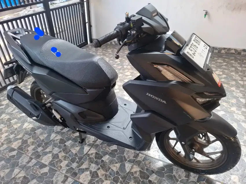 Km 3 rb honda vario CBS iss 160 keyless 2024 bln 11 pajak panjang DKI.