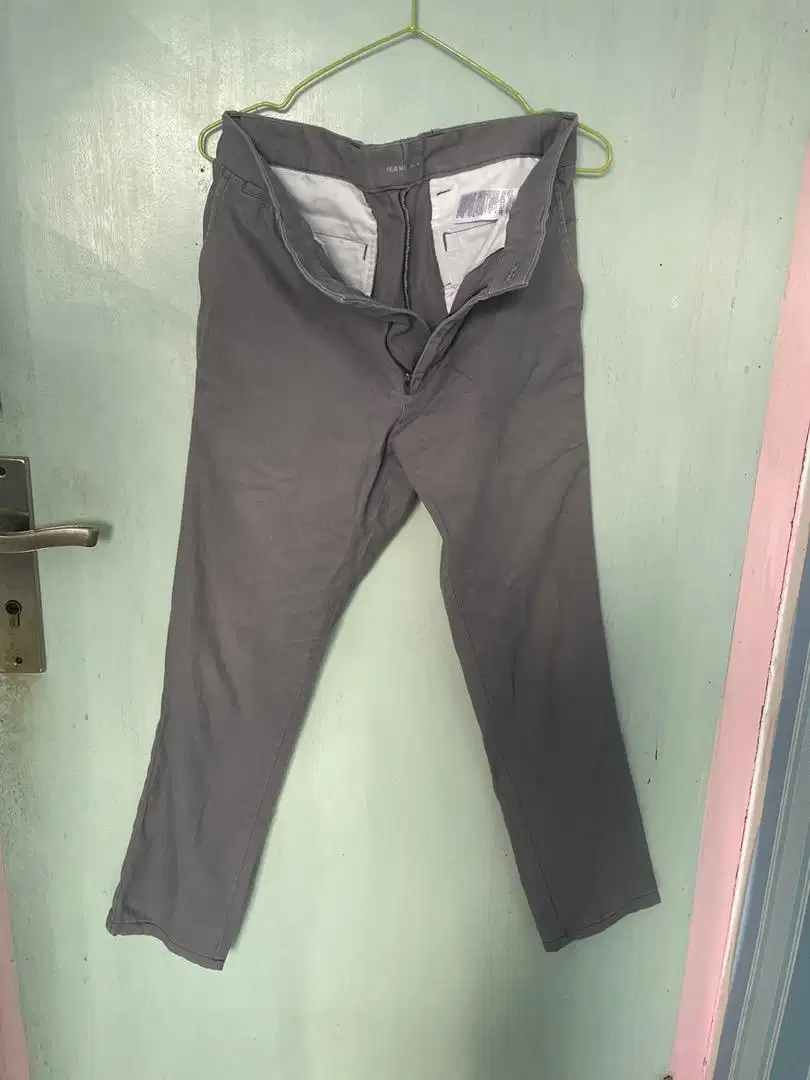 Celana pria MOB preloved