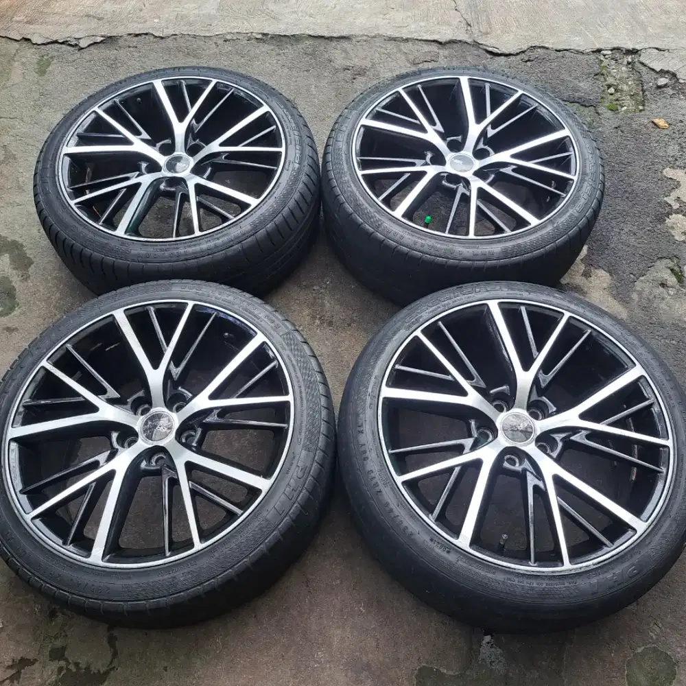 Velg dan ban r19 for vitara xtrail pcd 5x114 innova reborn crv innova
