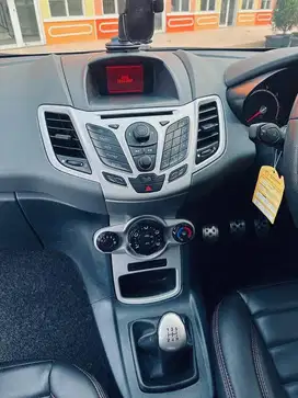 Ford Fiesta 2012 Bensin