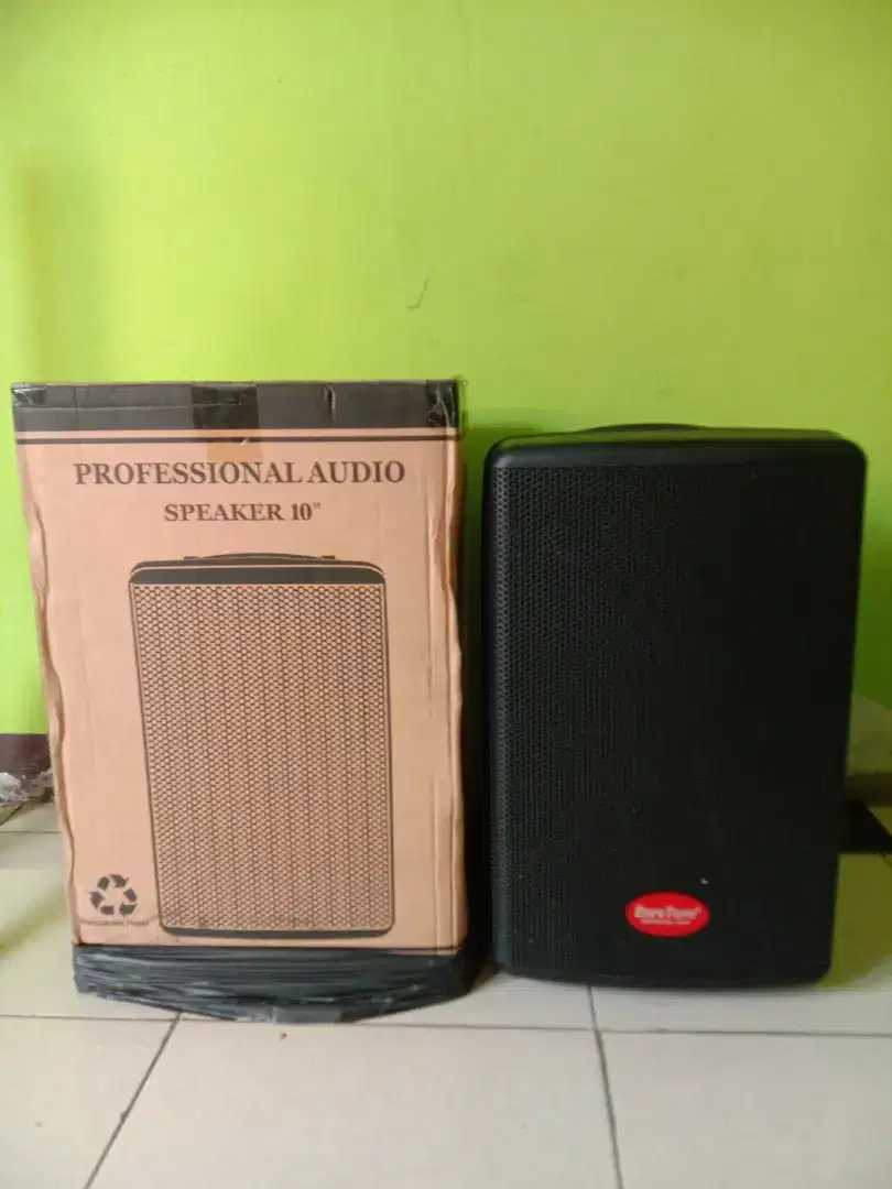 Speaker aktif baretone max 10hd sepasang + tripod nya