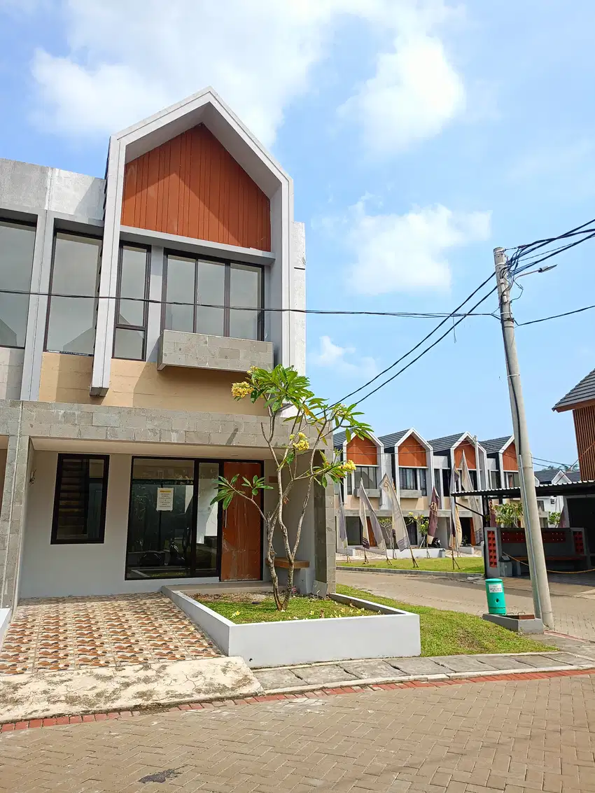 Rumah 2 lt, DP 0%