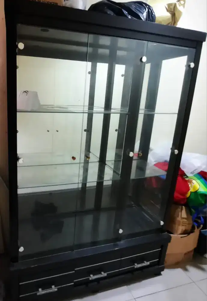 DI JUAL LEMARI TAS SEPATU DLL