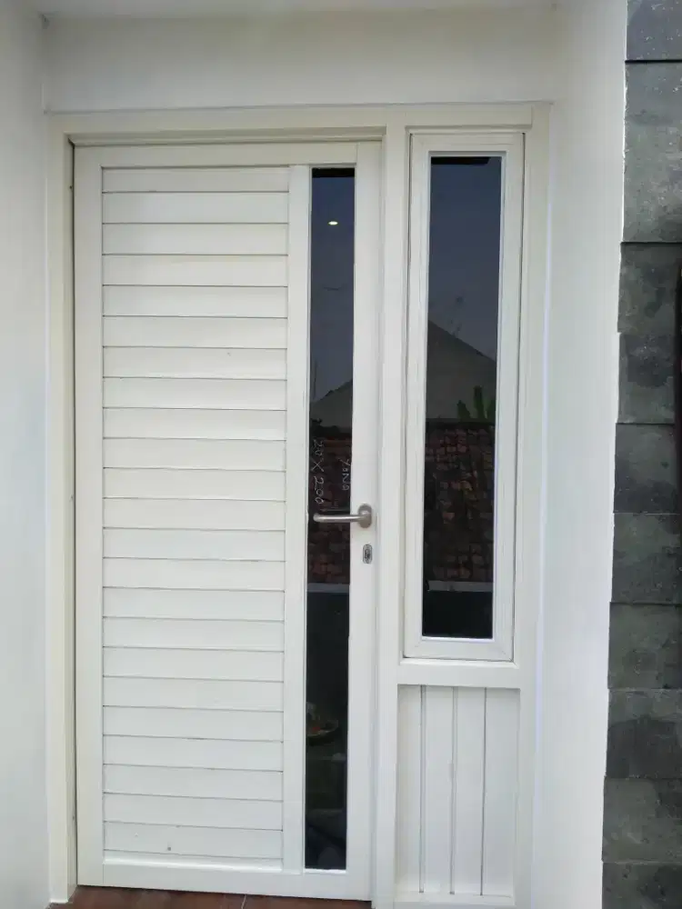 KUSEN PINTU JENDELA ALUMINIUM DAN KACA