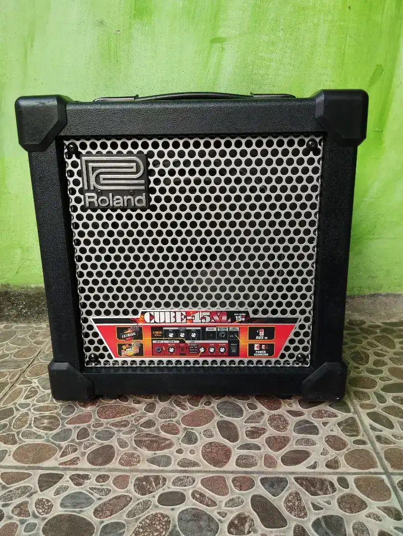Ampli Gitar Roland Cube 15Xl