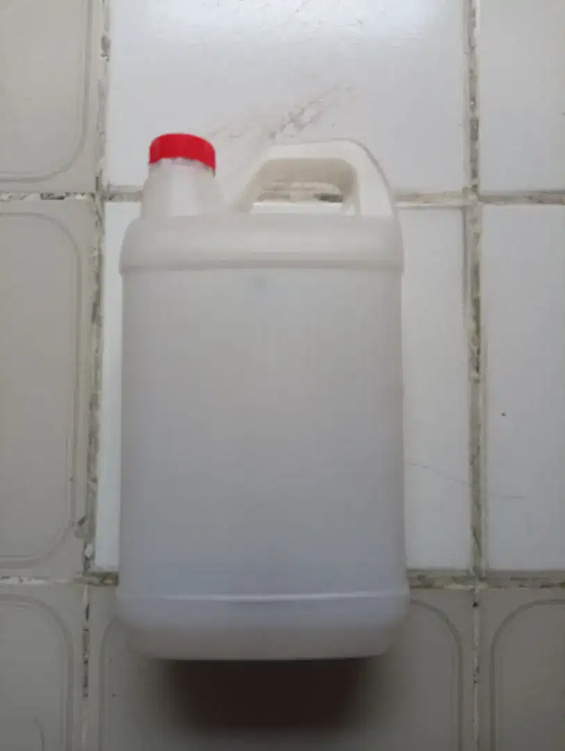 Jerigen kapasitas 5L