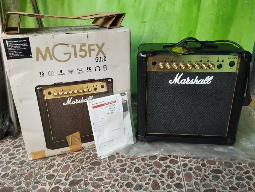 Ampli Gitar Marshall MG15FX