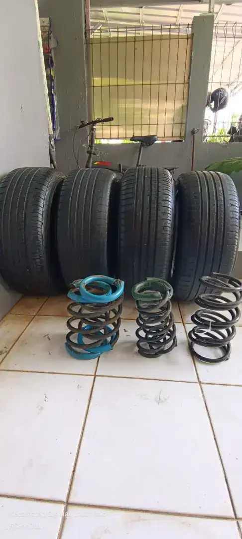 Part dan ban ex sirion