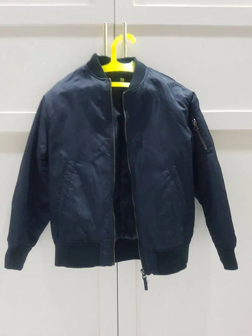 jaket anak *niqlo