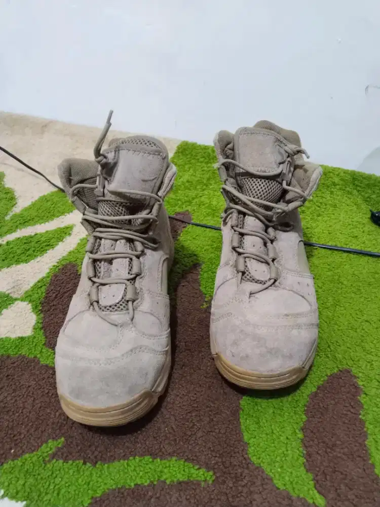 Sepatu tactical Blackhawk original 44