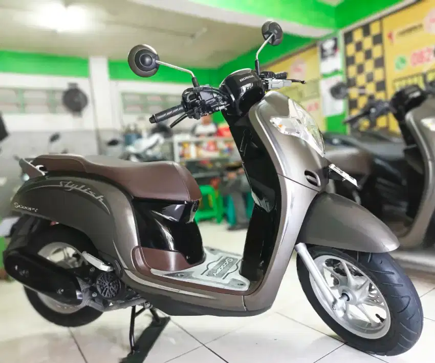 Cl.SCOOPY STYLISH 2022 DP500