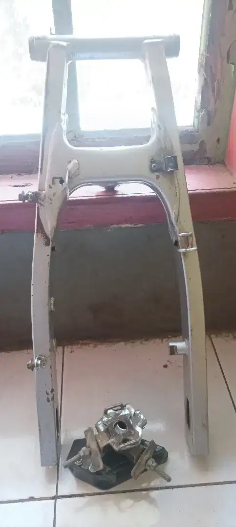 Swing arm crf ori