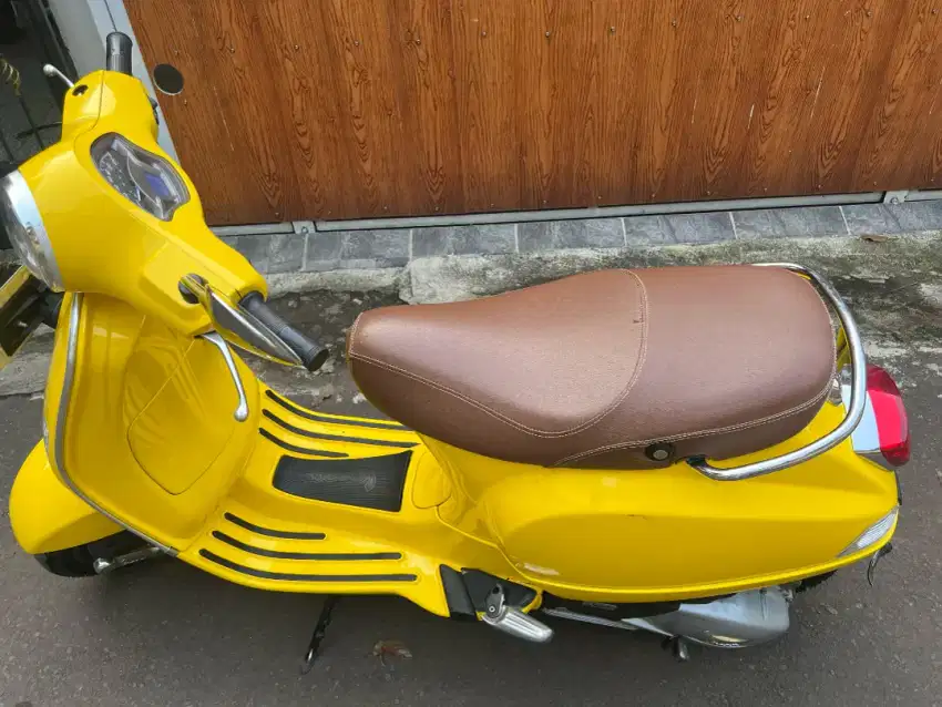 Dijual Vespa LX 125 tahun 2022