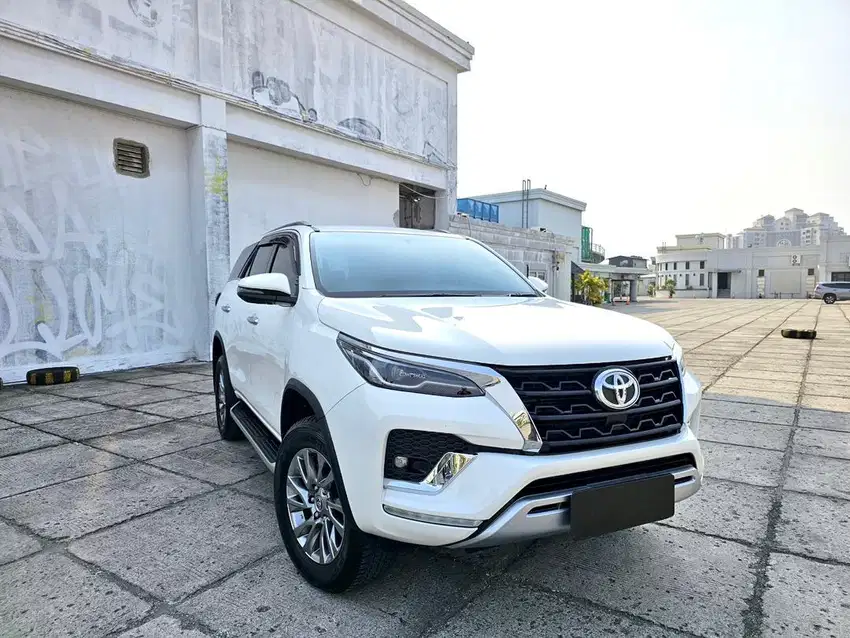 [DP 10 JT]TOYOTA FORTUNERr VRZ 2.8 AT PUTIH 2022 MODEL GR