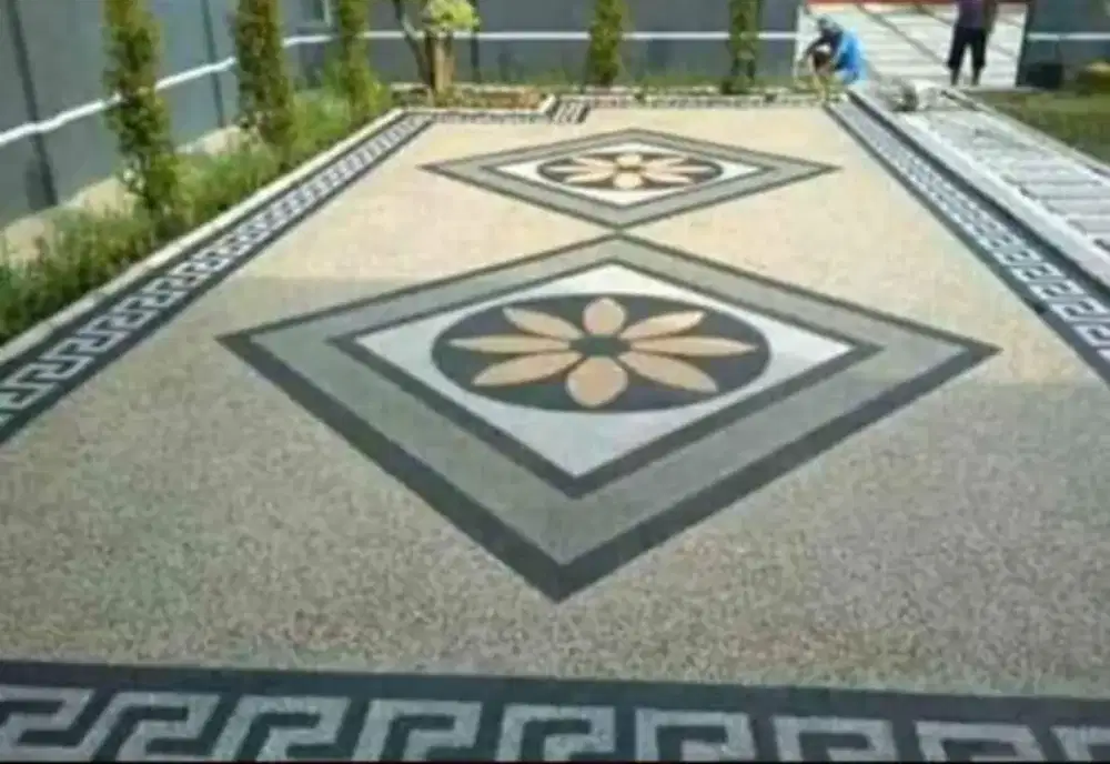 Lantai batu koral sikat motif