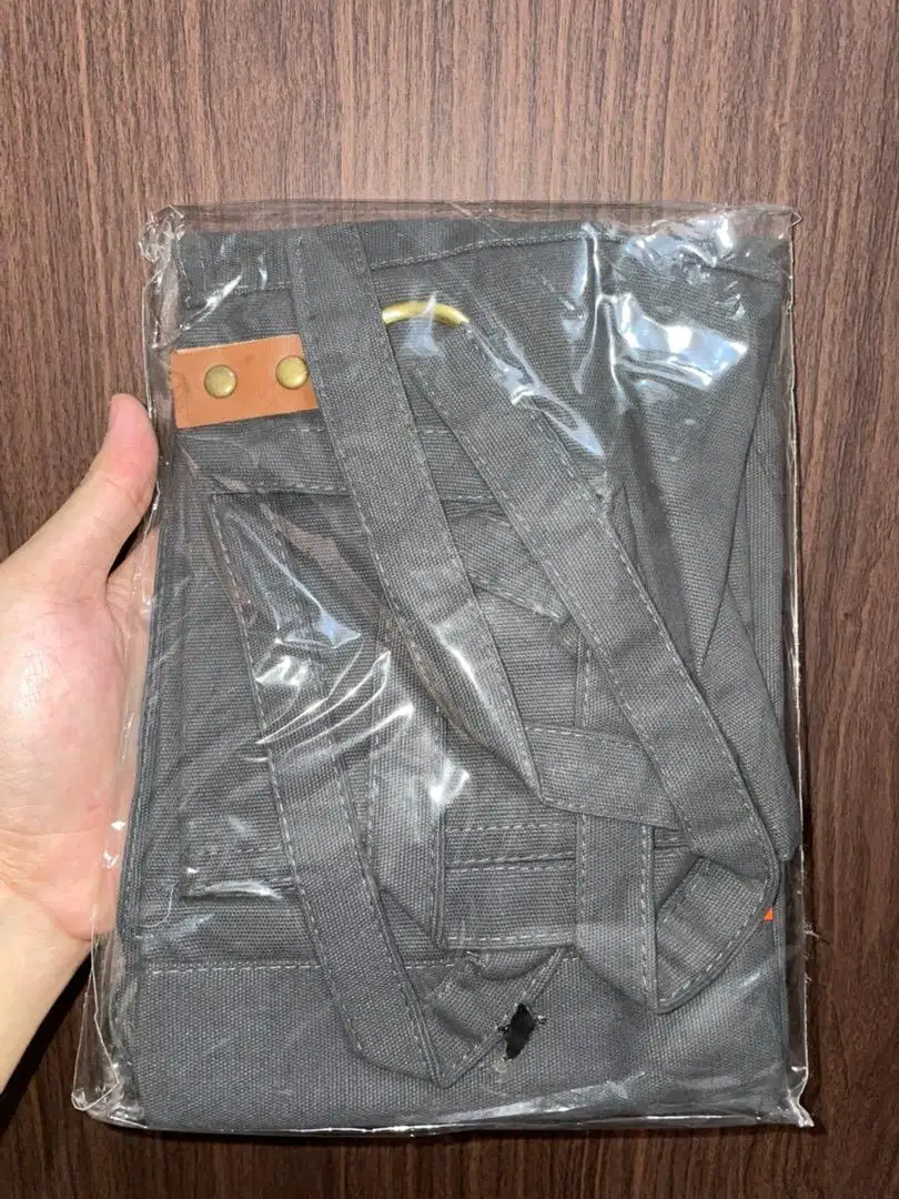 Apron menyusui - Hitam
